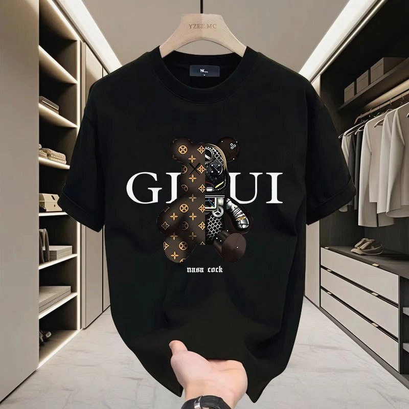 Gucci Bear-Print Tee Review: We Read the Print Under 2700K and 5000K Bench Light